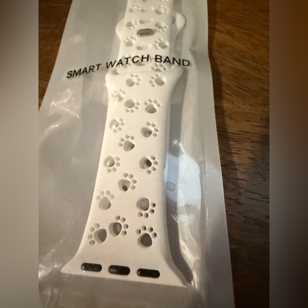 🐾 NWT! Apple watch strap/band. Silicone